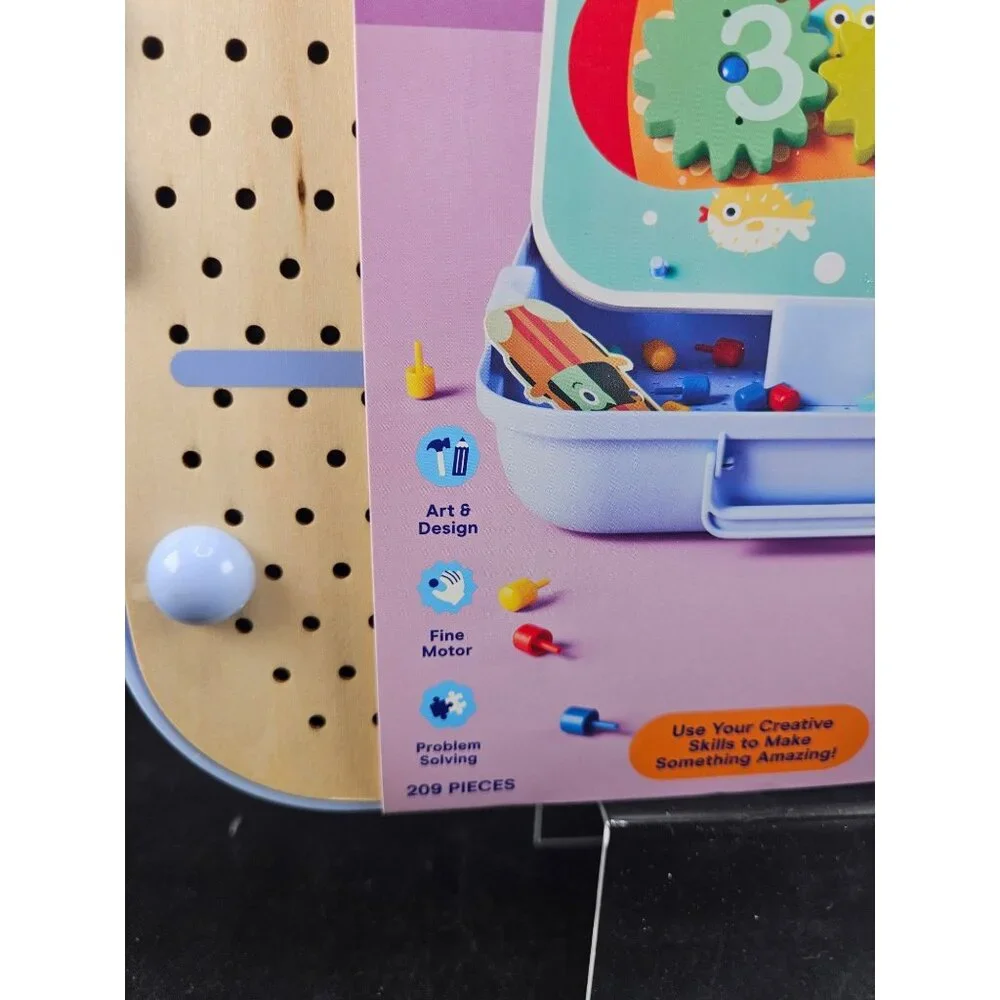 Gigglescape Pegboard Activity Set Ages 3+ With Activity Cards & Carrying Case 20